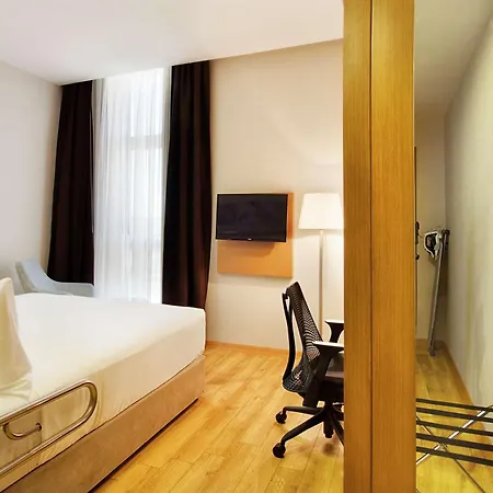 Hilton Garden Kocaeli Sekerpinar Sekerpinari
