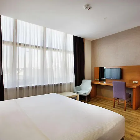 Hilton Garden Kocaeli Sekerpinar Hotel 4*