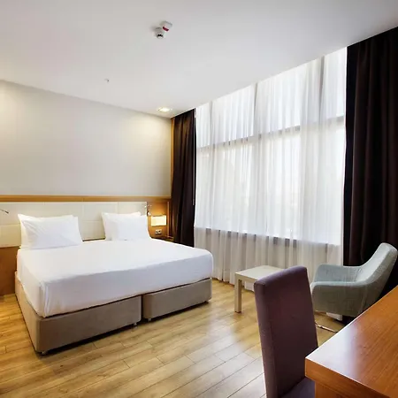 Hotel Hilton Garden Kocaeli Sekerpinar 4*