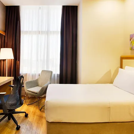 Hilton Garden Kocaeli Sekerpinar Hotel